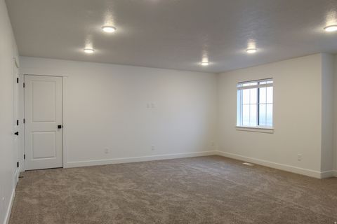 Tiny photo for 189 W 730 N, Smithfield, UT 84335 (MLS # 2125543)