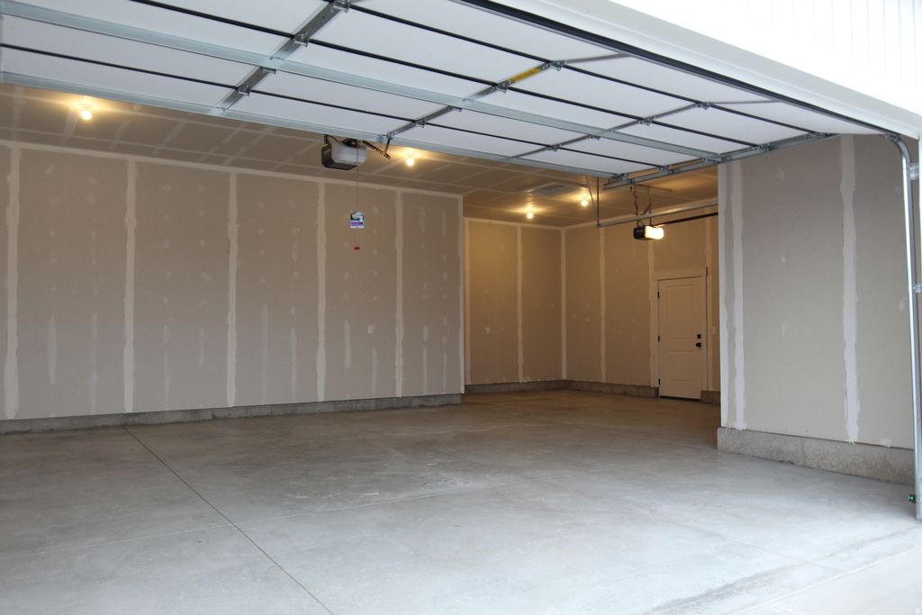 Photo of 189 W 730 N, Smithfield, UT 84335 (MLS # 2125543)