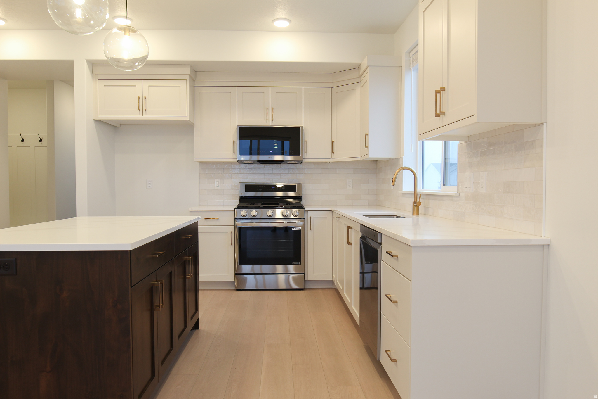 GOLDEN FOREST - Residential