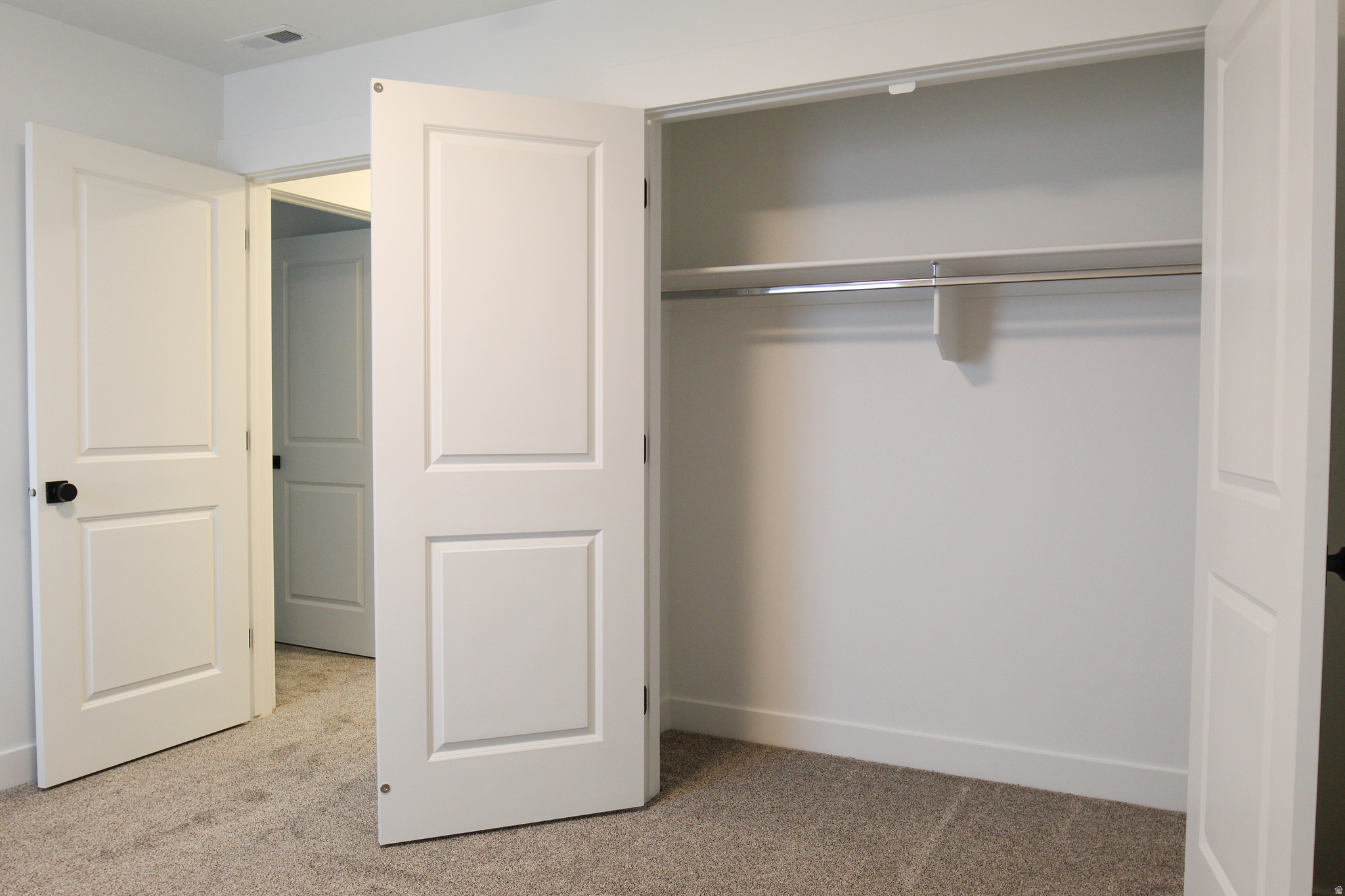 GOLDEN FOREST - Residential