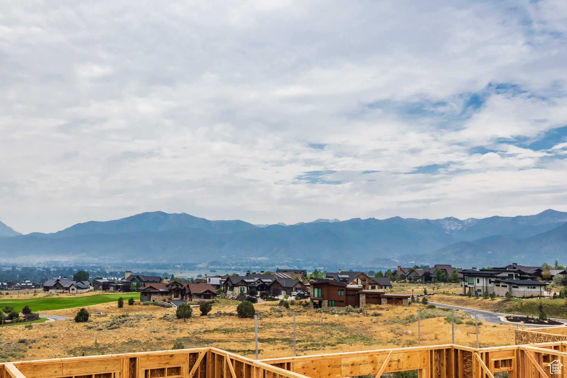 RED LEDGES - Residential