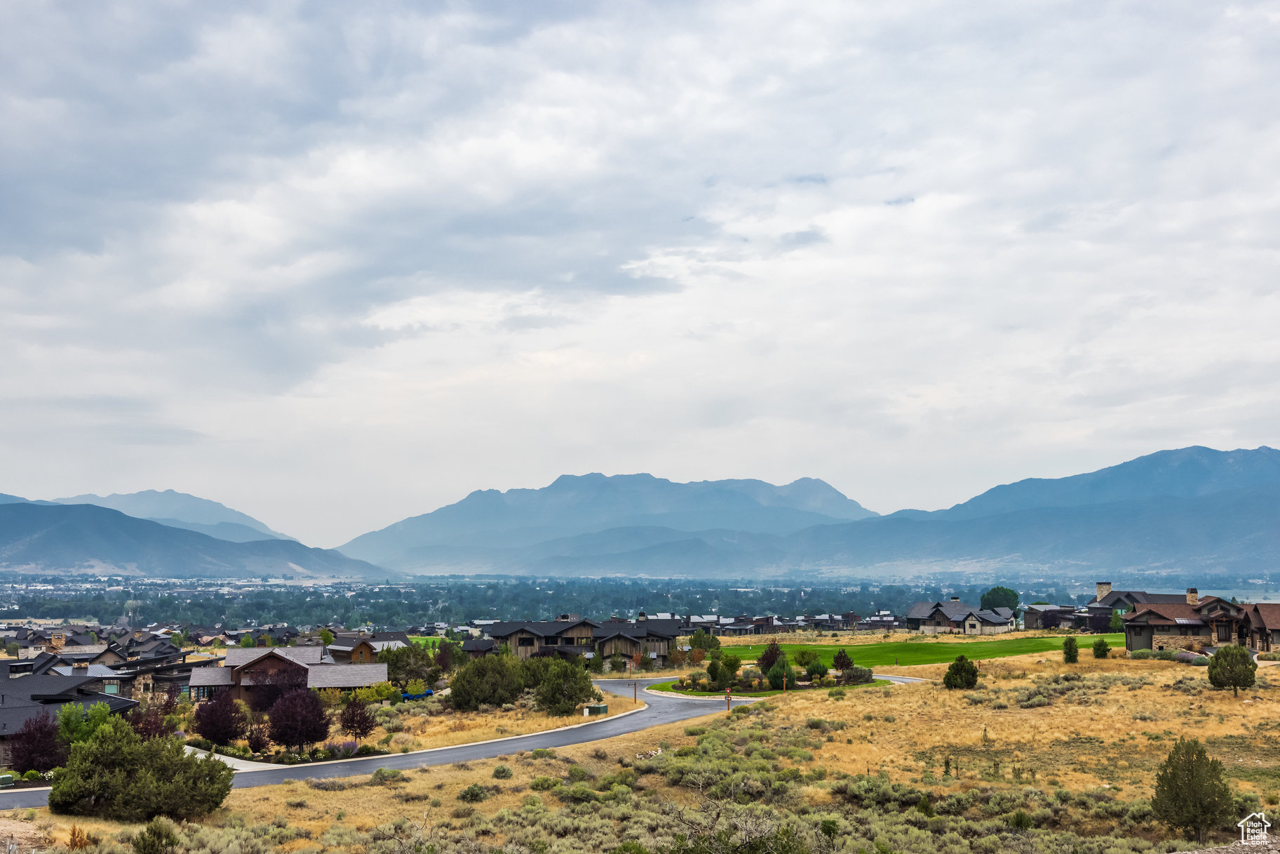 RED LEDGES - Residential