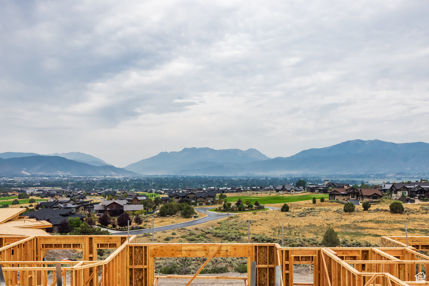 RED LEDGES - Residential