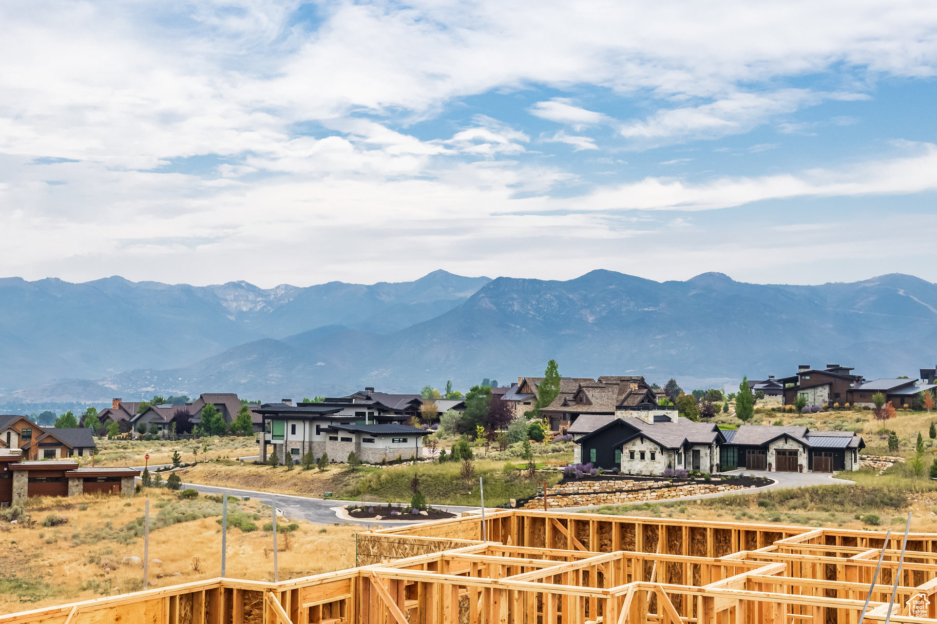 RED LEDGES - Residential