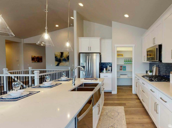 MARDAM RANCH - Residential