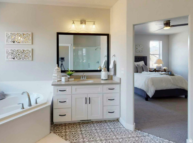 MARDAM RANCH - Residential