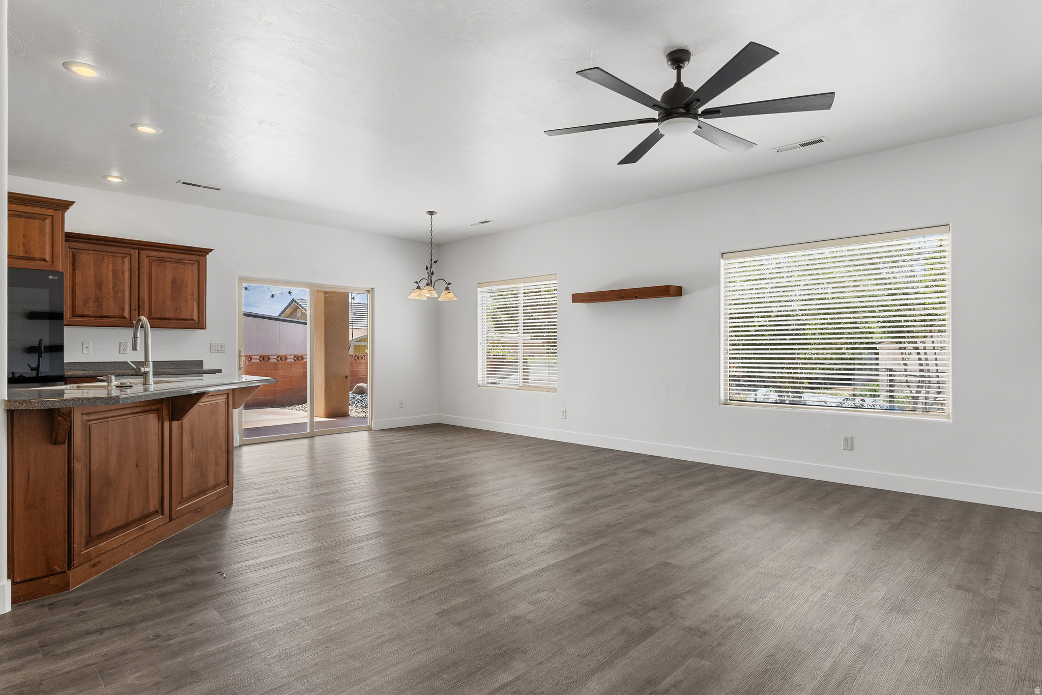 ZION VIEW ESTATES 1 - Residential