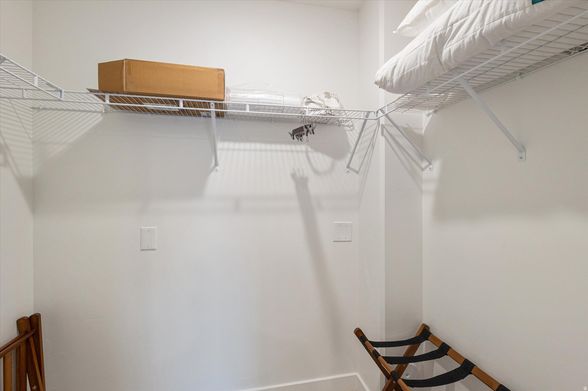 BISHOP PLACE - Residential