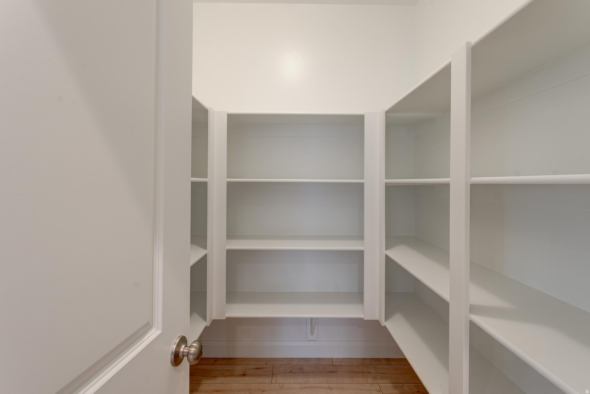 GRINDSTONE ESTATES - Residential