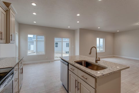 Tiny photo for 1512 W 600 N N #GE O4, Mapleton, UT 84664 (MLS # 1982945)
