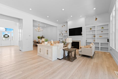 Tiny photo for 1623 S 200 E, Farmington, UT 84025 (MLS # 2163270)