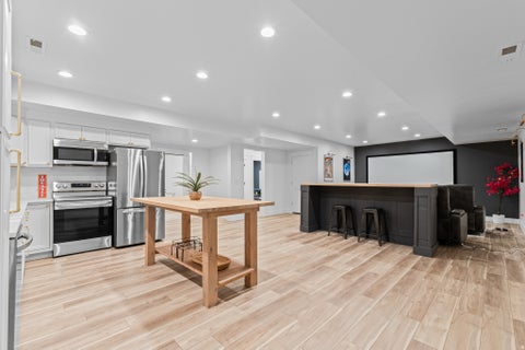Tiny photo for 1623 S 200 E, Farmington, UT 84025 (MLS # 2163270)