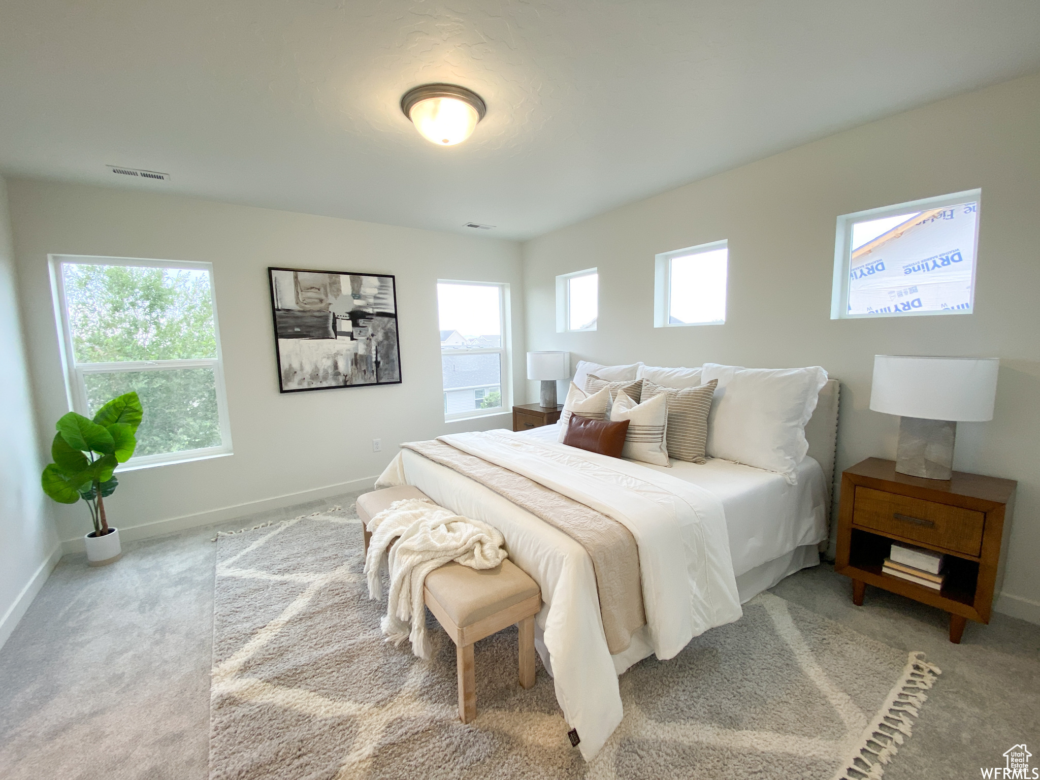 EAGLE HEIGHTS - Residential