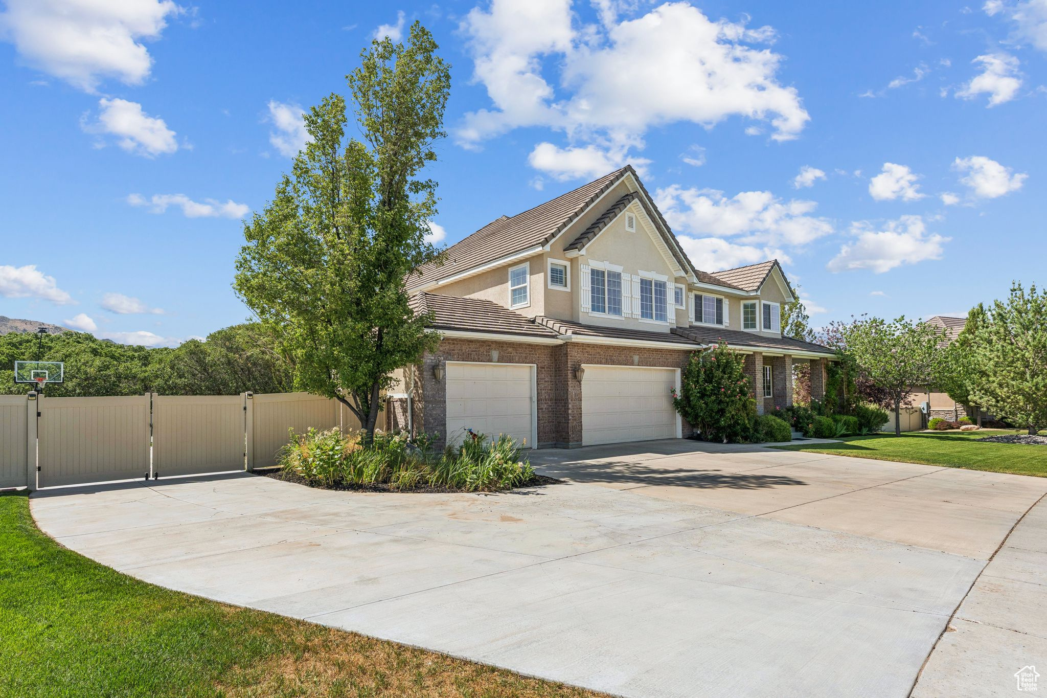 THE COVE AT HERRIMAN SPRINGS - Residential