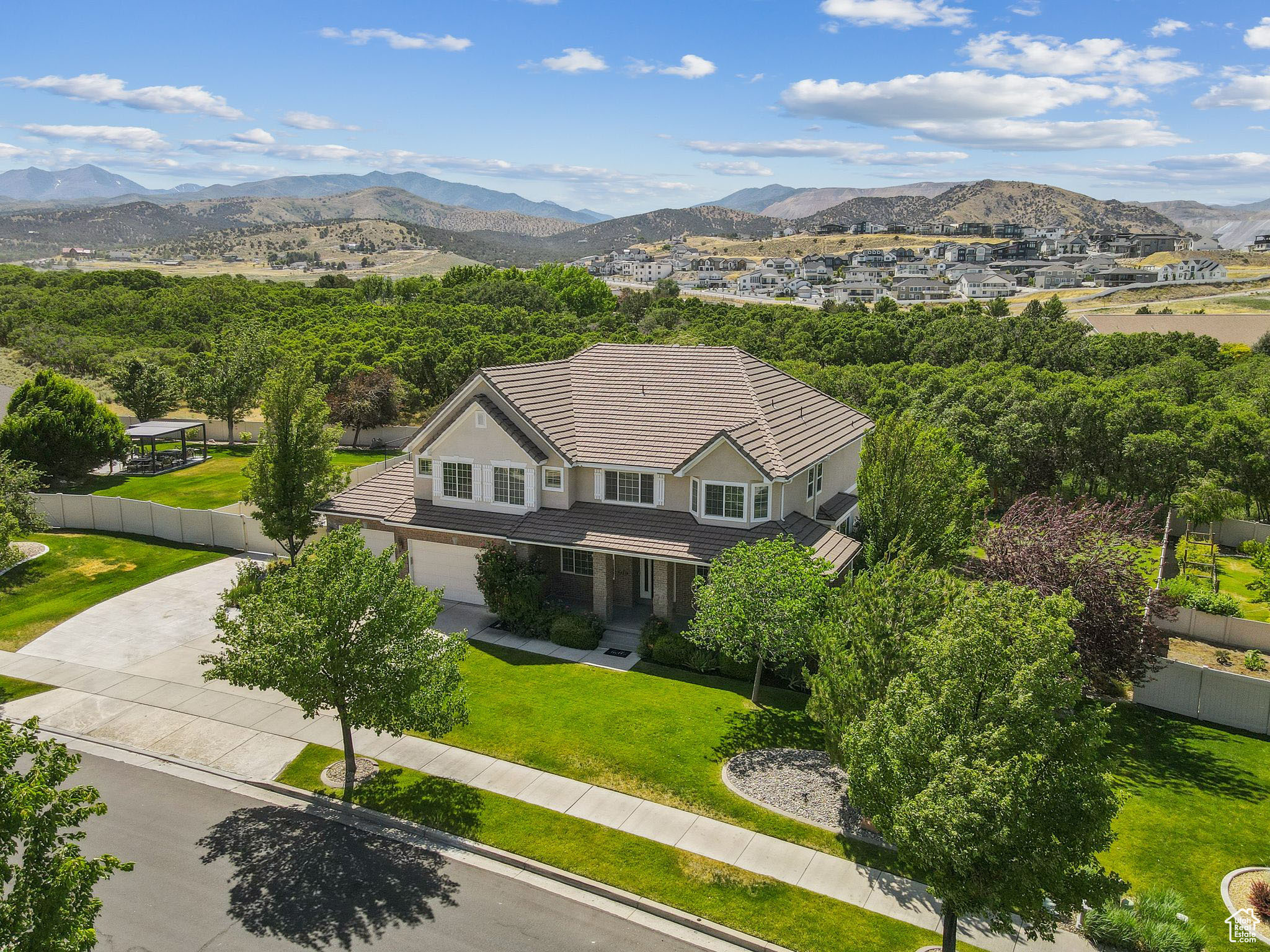 THE COVE AT HERRIMAN SPRINGS - Residential