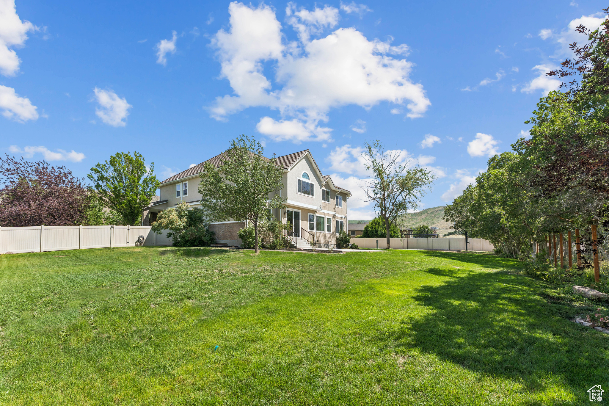 THE COVE AT HERRIMAN SPRINGS - Residential