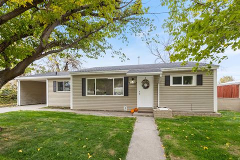 Photo of 4362 W 5015 S, Kearns, UT 84118 (MLS # 2121625)