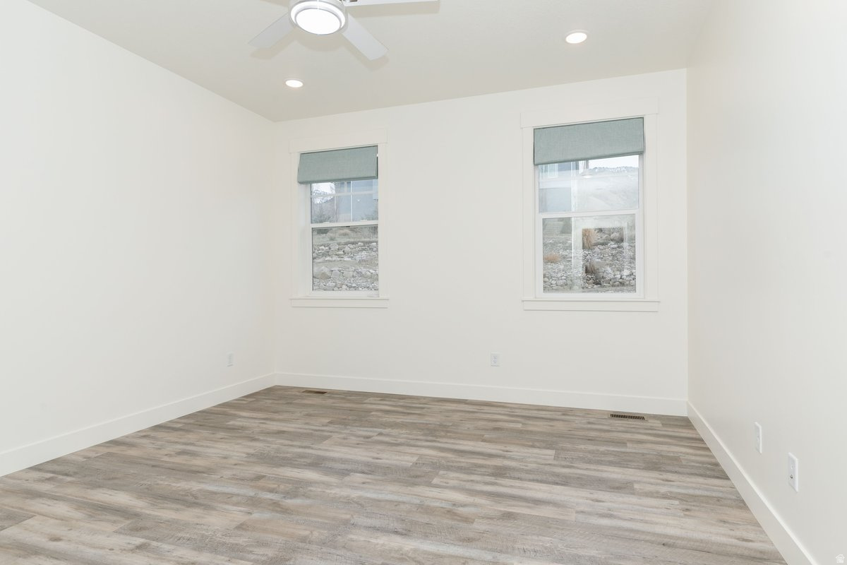 JUNIPER HOLLOW - Residential