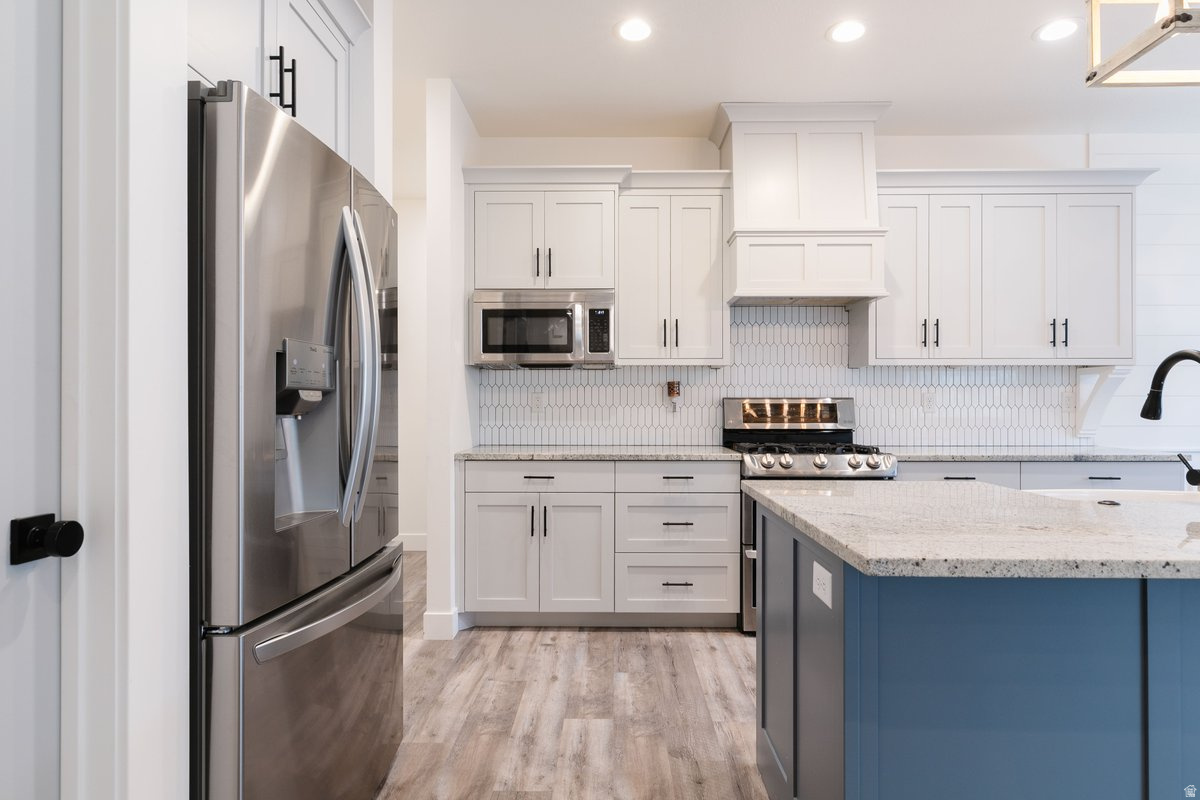 JUNIPER HOLLOW - Residential