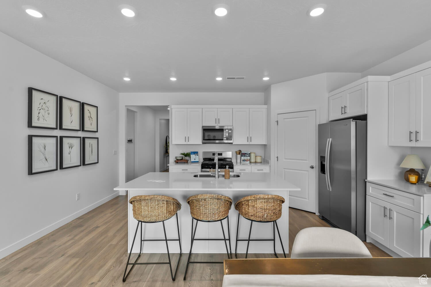 LONG VALLEY - Residential