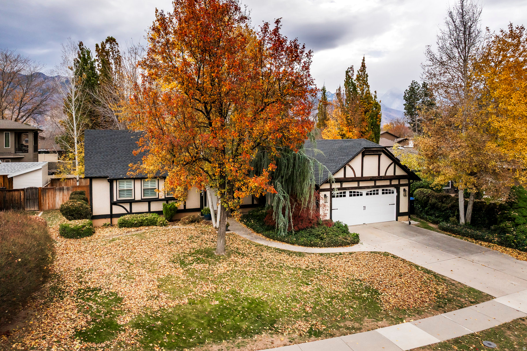 ROTHMOOR ESTATES - Residential