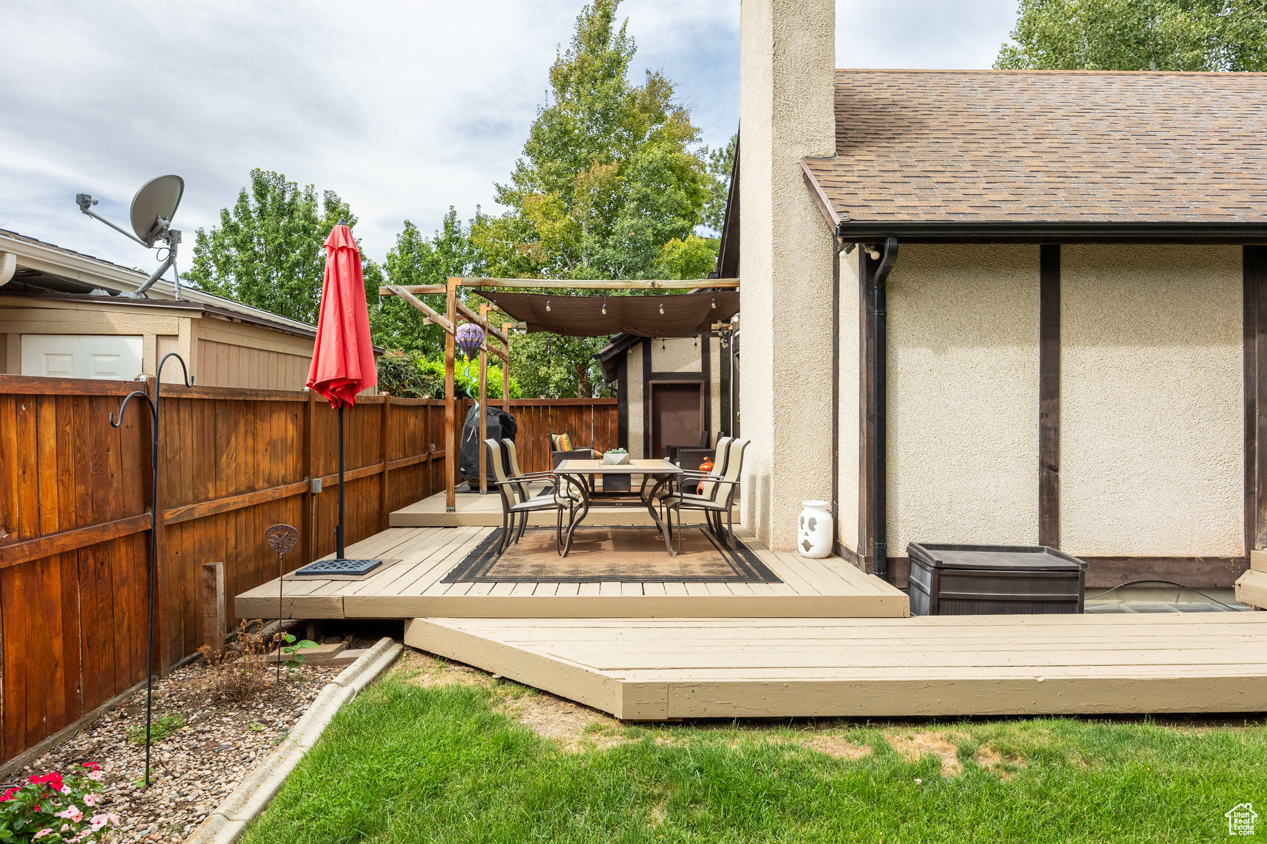ROTHMOOR ESTATES - Residential