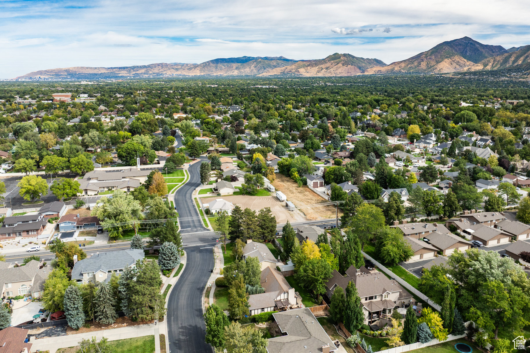 ROTHMOOR ESTATES - Residential