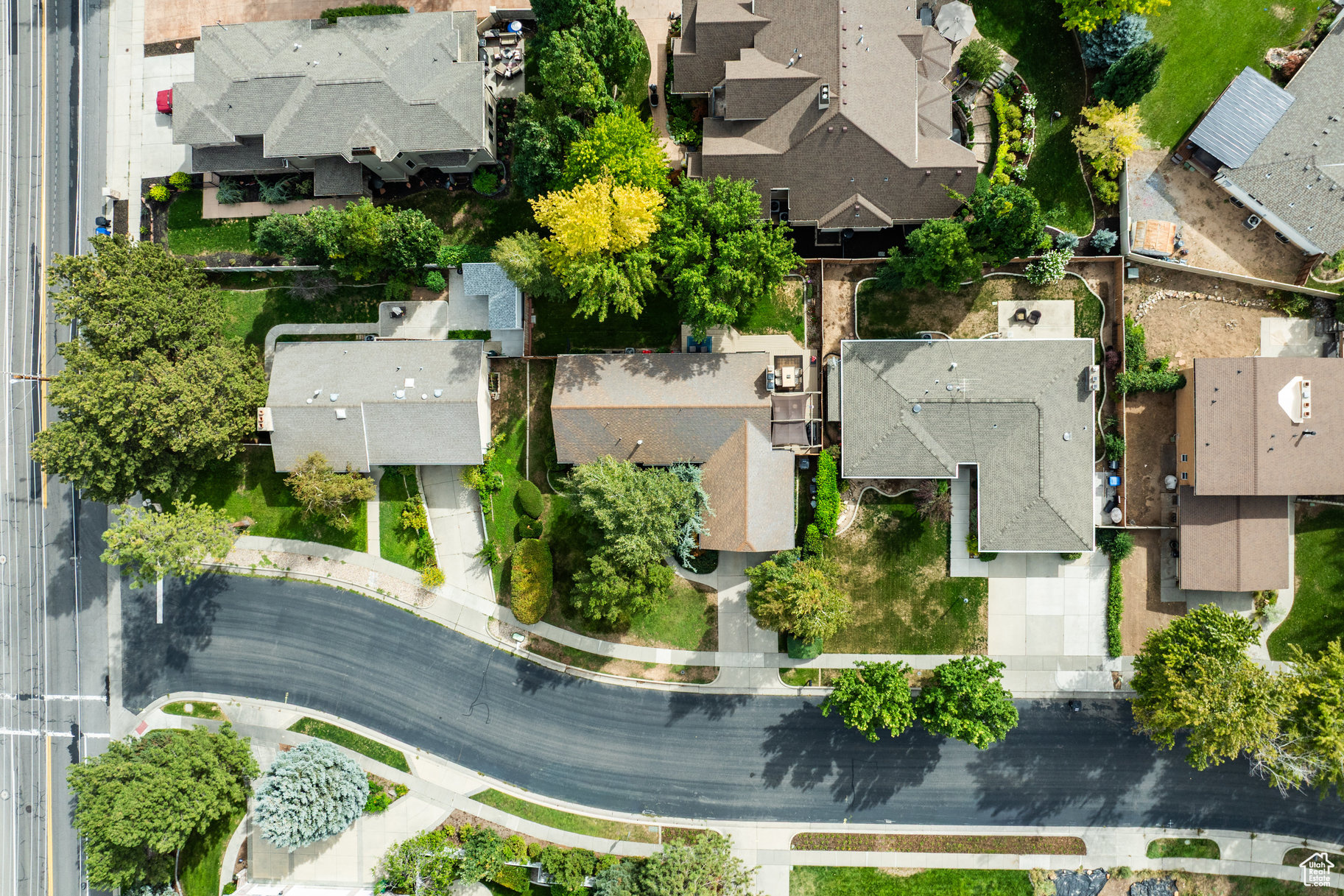 ROTHMOOR ESTATES - Residential