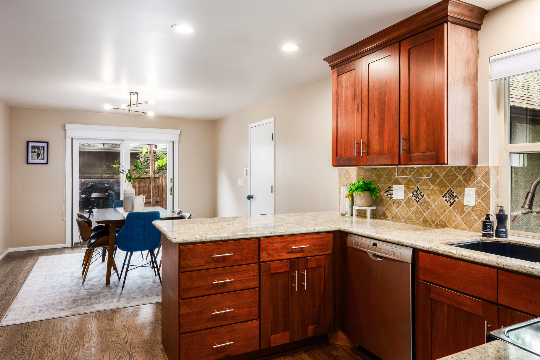 ROTHMOOR ESTATES - Residential