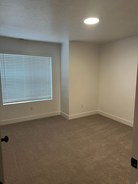 Tiny photo for 30 S MOONLIT RD, Mapleton, UT 84664 (MLS # 2128975)