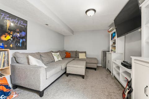 Tiny photo for 964 N 575 W, Clinton, UT 84015 (MLS # 2156383)