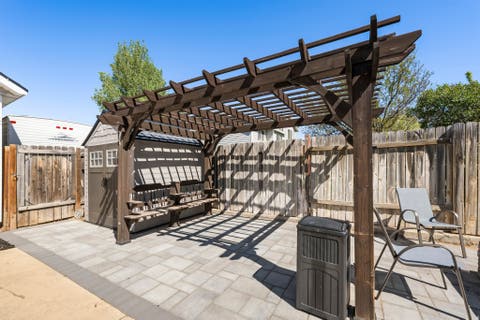 Tiny photo for 964 N 575 W, Clinton, UT 84015 (MLS # 2156383)