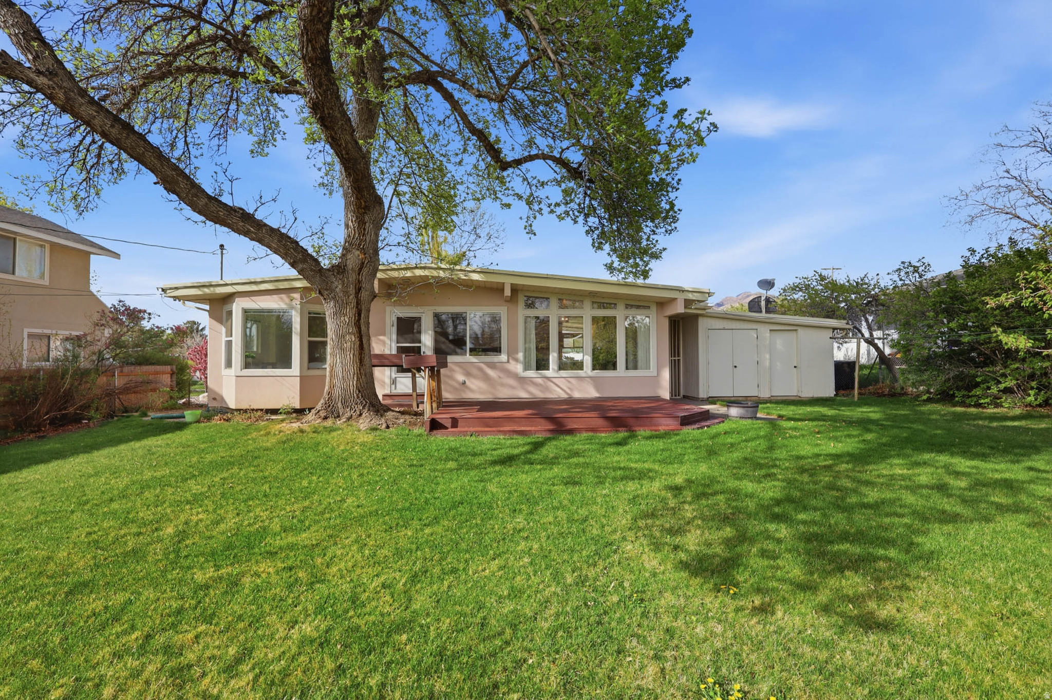 SUNNYSIDE HEIGHTS - Residential