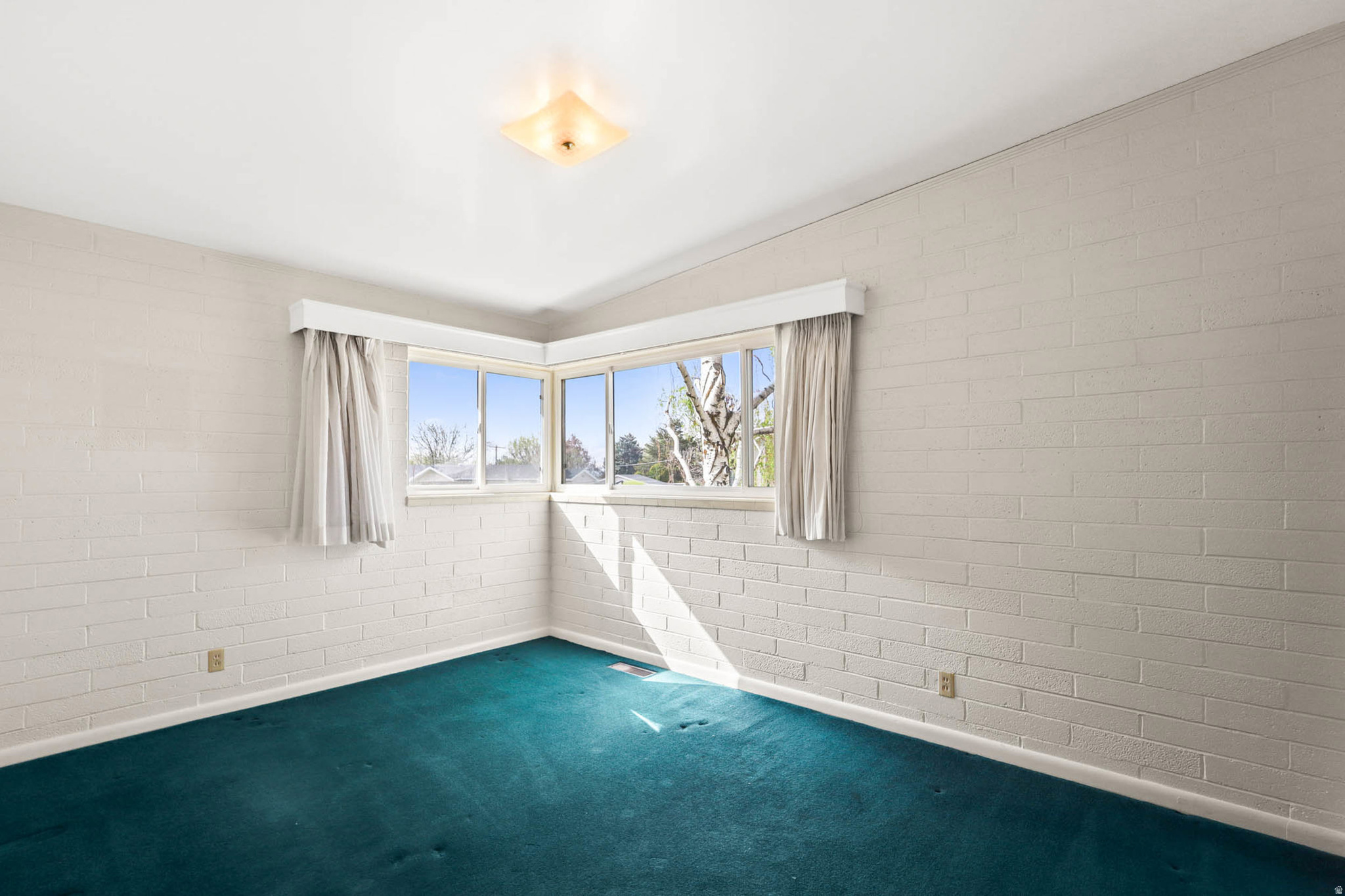 SUNNYSIDE HEIGHTS - Residential