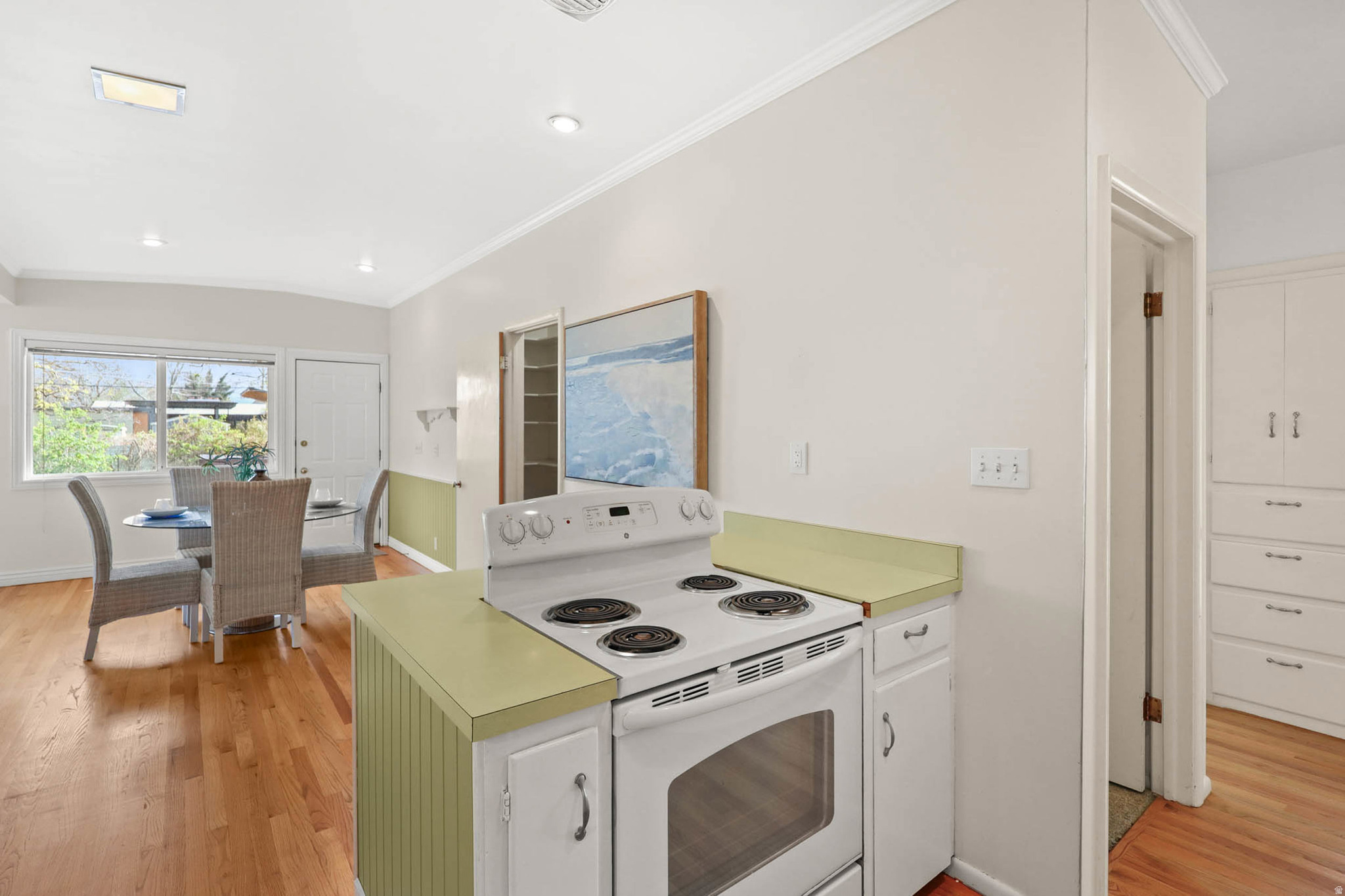 SUNNYSIDE HEIGHTS - Residential