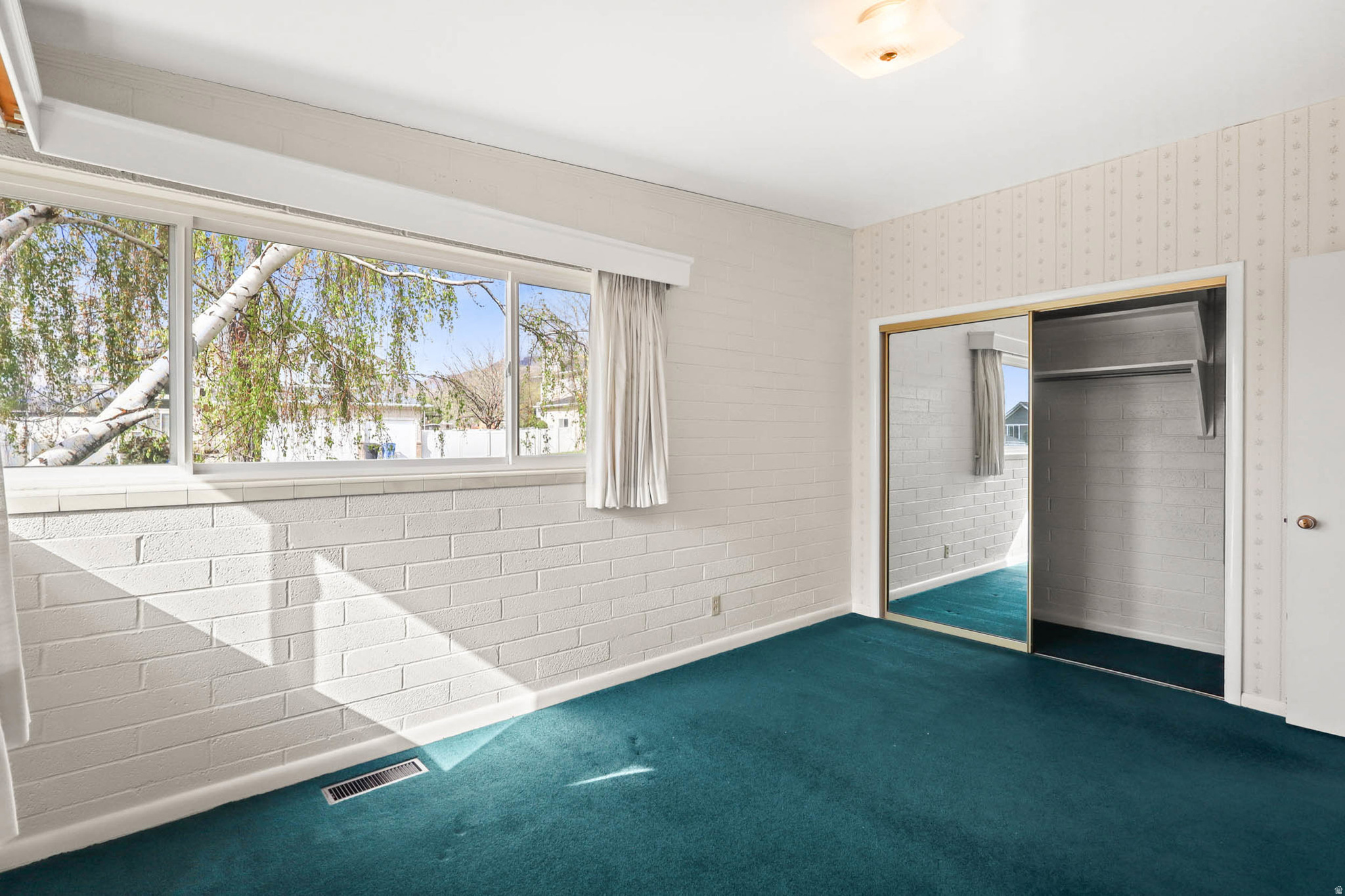 SUNNYSIDE HEIGHTS - Residential