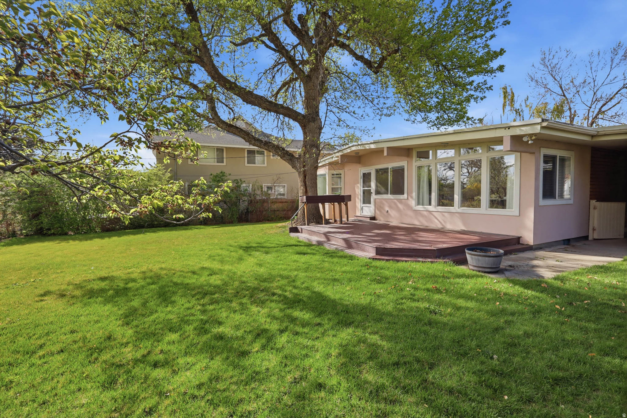 SUNNYSIDE HEIGHTS - Residential