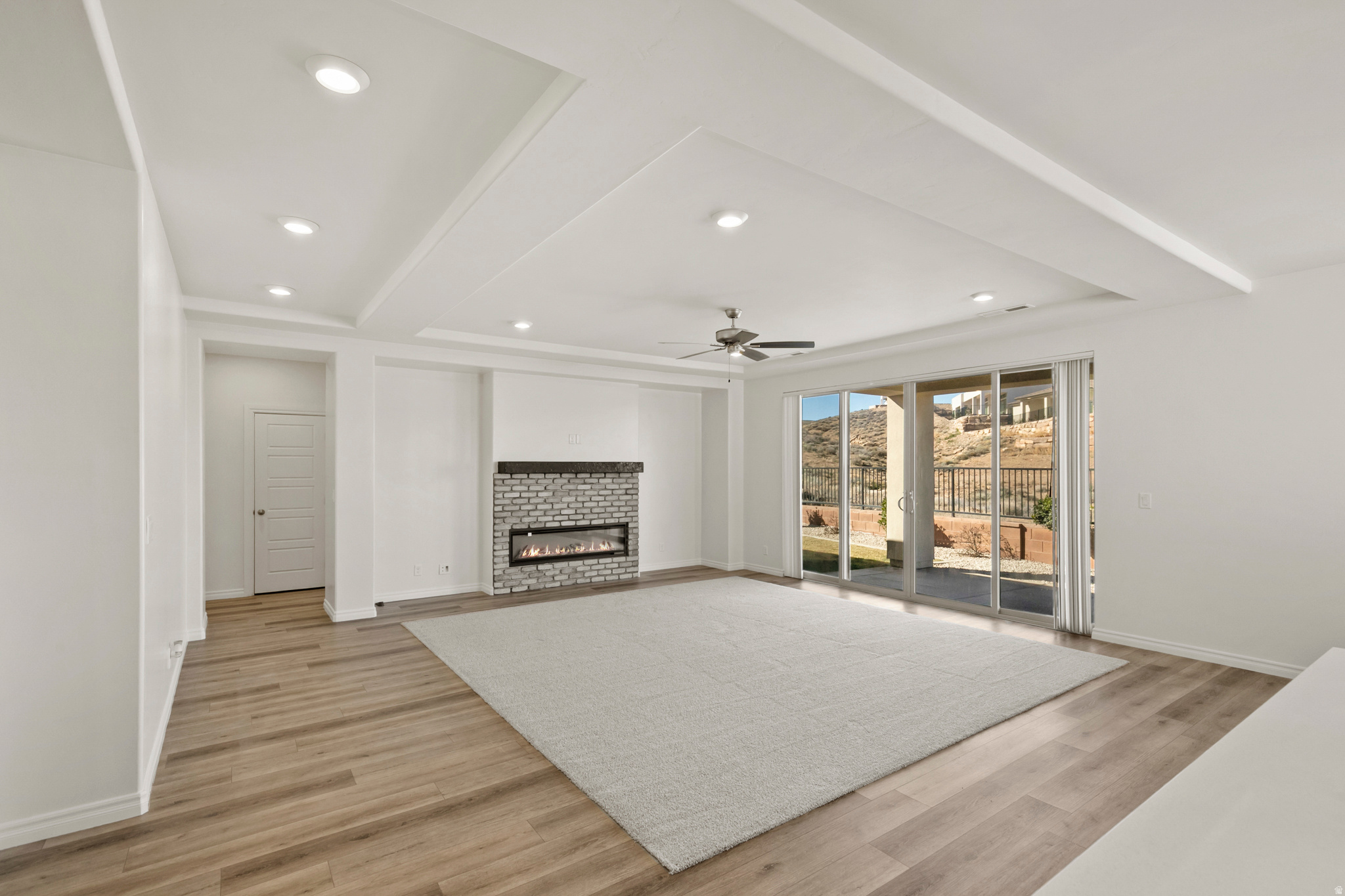 CECITA CREST AT DIVARIO PH 1 - Residential