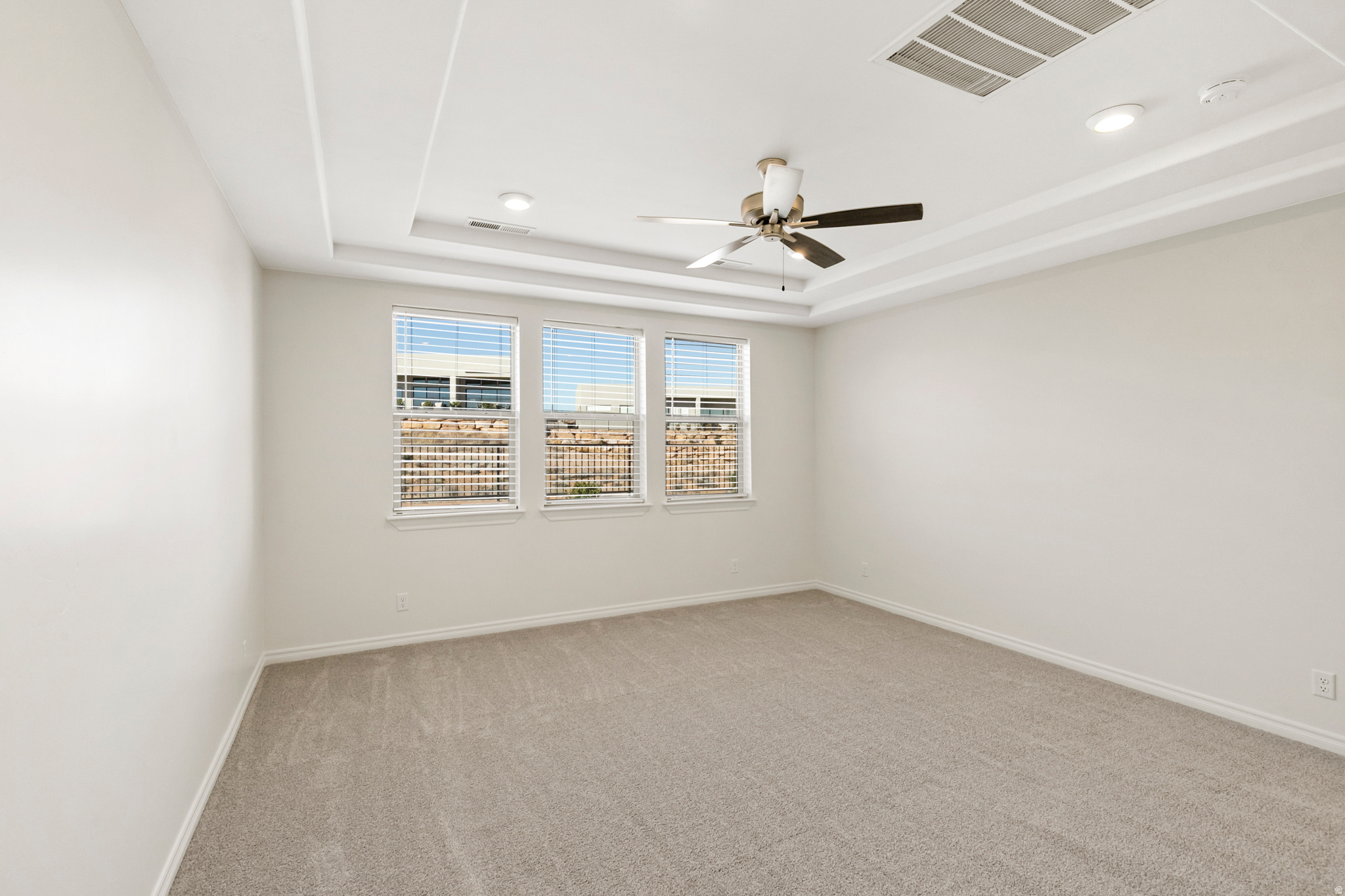 CECITA CREST AT DIVARIO PH 1 - Residential