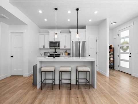 Tiny photo for 5338 S ALLENDALE DR, Murray, UT 84123 (MLS # 2149005)