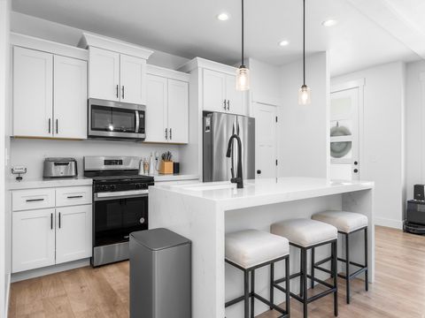 Tiny photo for 5338 S ALLENDALE DR, Murray, UT 84123 (MLS # 2149005)