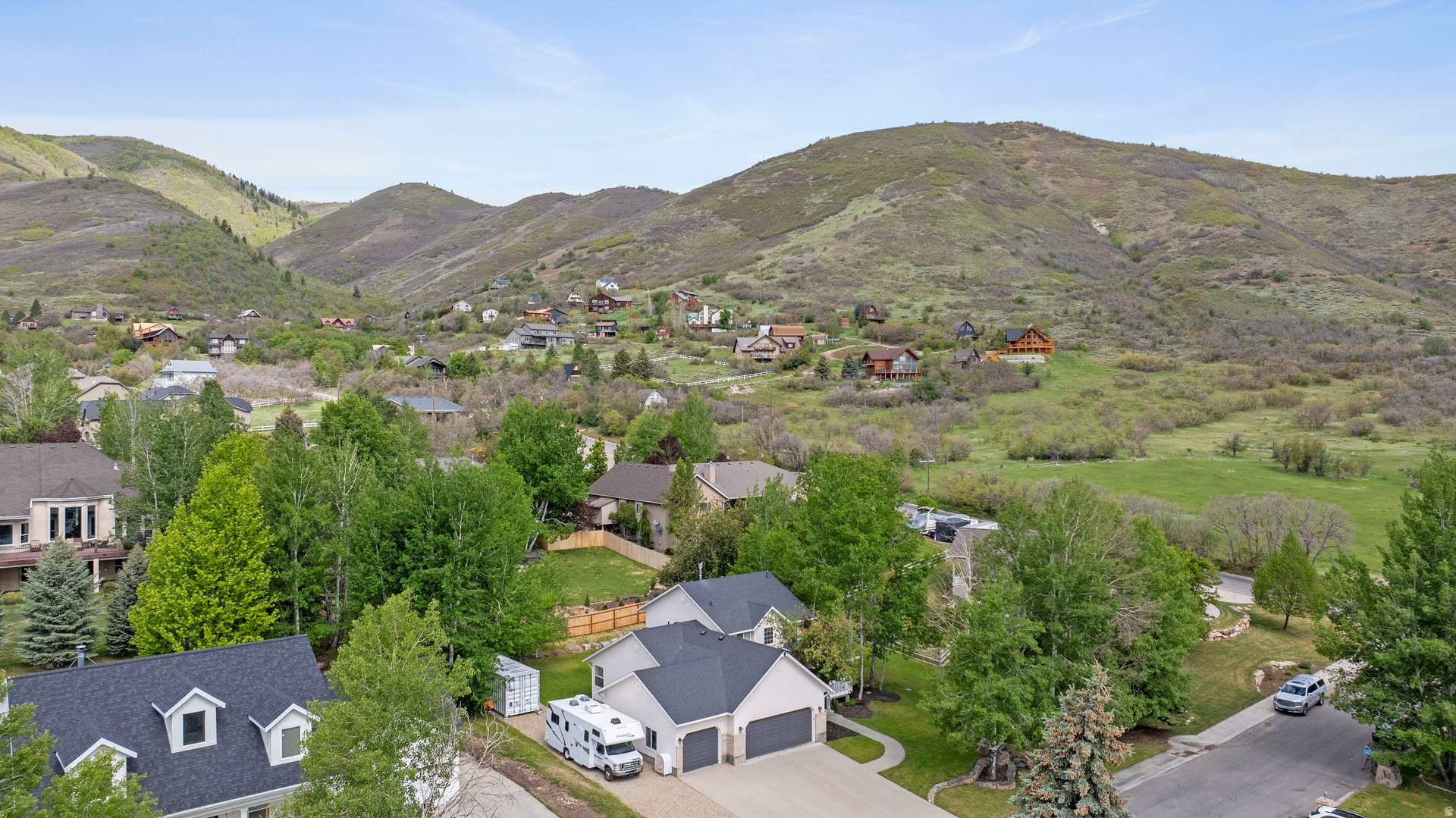 ALPENHOF ESTATES - Residential