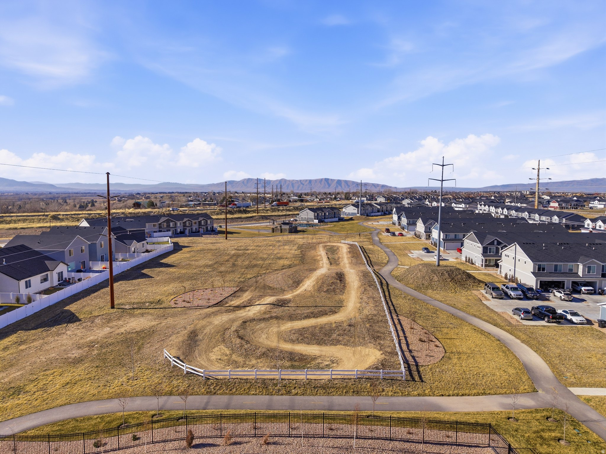 QUIET VALLEY - Residential