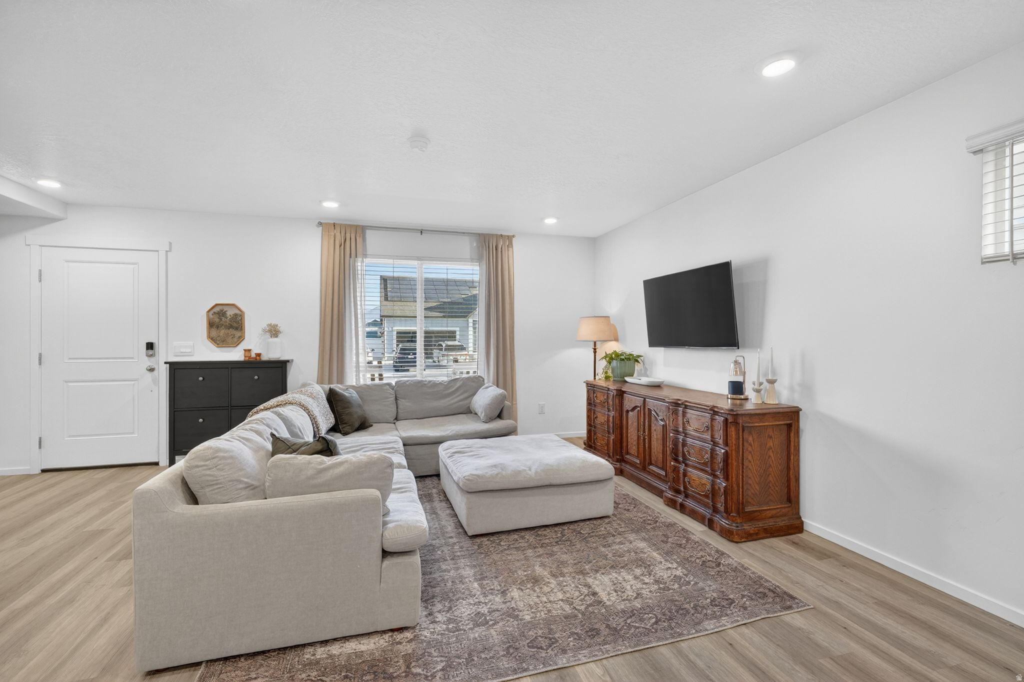 QUIET VALLEY - Residential