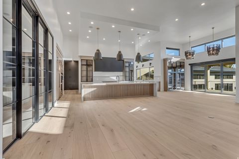 Tiny photo for 10939 S VIA ENCANTADA WAY, South Jordan, UT 84095 (MLS # 2141560)