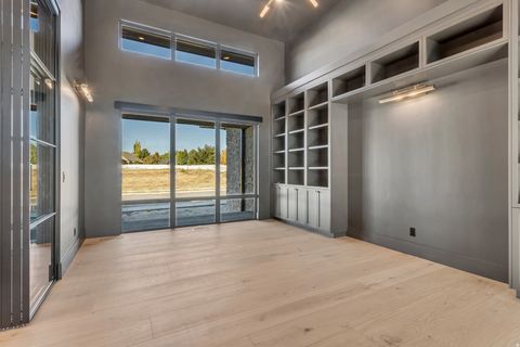 Tiny photo for 10939 S VIA ENCANTADA WAY, South Jordan, UT 84095 (MLS # 2141560)