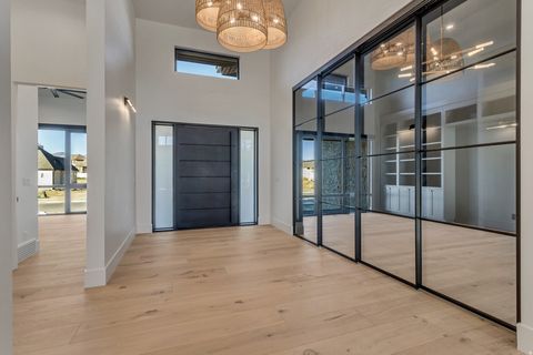 Tiny photo for 10939 S VIA ENCANTADA WAY, South Jordan, UT 84095 (MLS # 2141560)