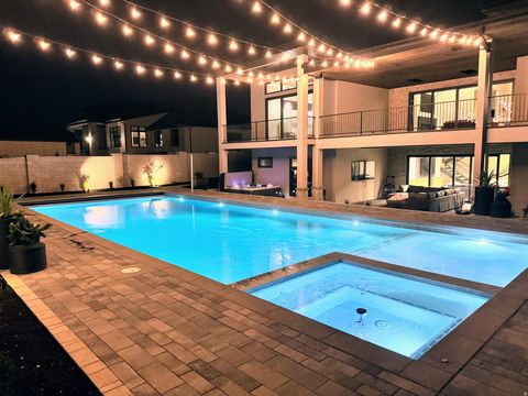 Tiny photo for 10939 S VIA ENCANTADA WAY, South Jordan, UT 84095 (MLS # 2141560)