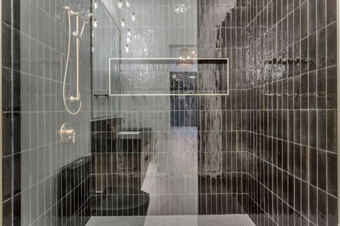 Tiny photo for 10939 S VIA ENCANTADA WAY, South Jordan, UT 84095 (MLS # 2141560)