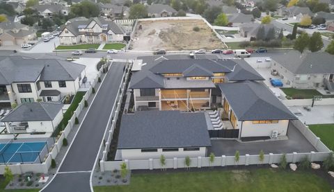 Tiny photo for 10939 S VIA ENCANTADA WAY, South Jordan, UT 84095 (MLS # 2141560)